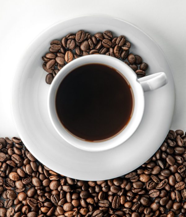 cup-coffee-coffee-beans-flat-lay-min